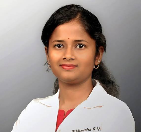 Dr Monisha R